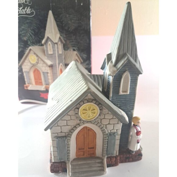 Vintage Santas Best St Christophers Church Christmas Village W Box Lighted 1992 - Picture 3 of 6